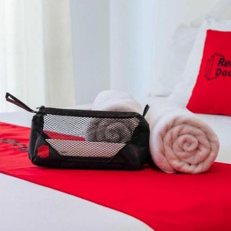 Hotel Reddoorz @ Pag Asa Rawis Legaspi Legazpi Esterno foto
